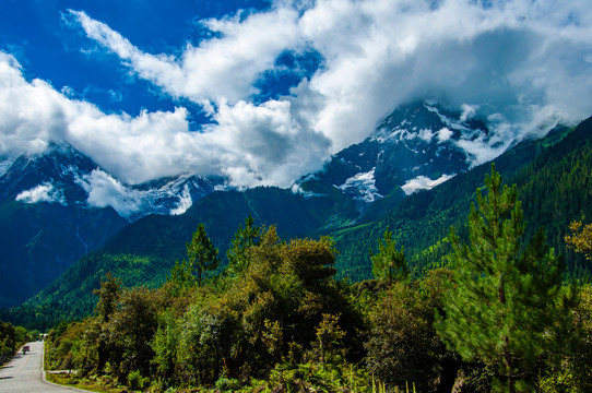 色季拉山