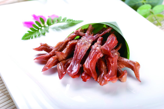 美味腊鸭舌