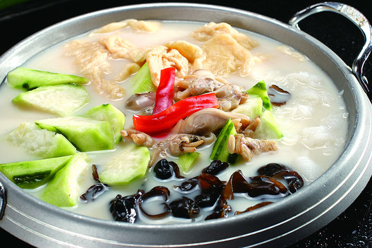 甲皇肉丝瓜煮鱼腐