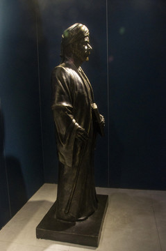 马可波罗塑像
