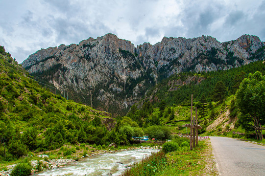 东达山