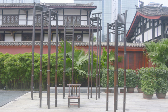 太古里竹椅雕塑及大慈寺