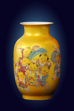 金色花瓶