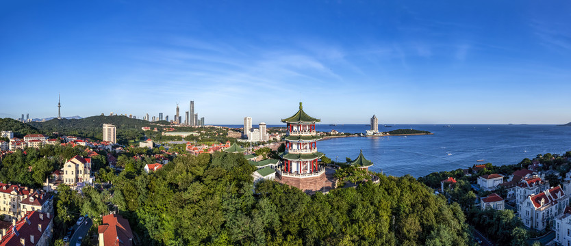 航拍青岛前海一线风景区