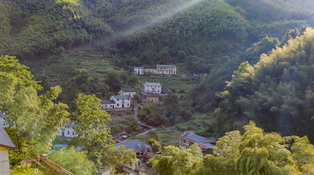 皖南大山里的小村直坑