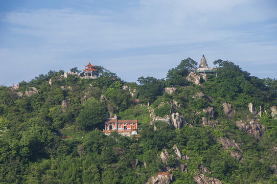 紫帽山雄峰