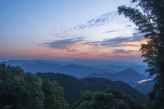 高山丘陵俯拍