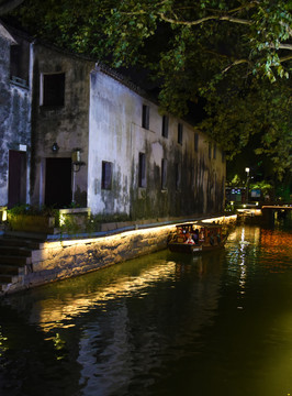 夜游苏州平江路