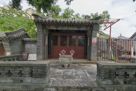 龙泉寺