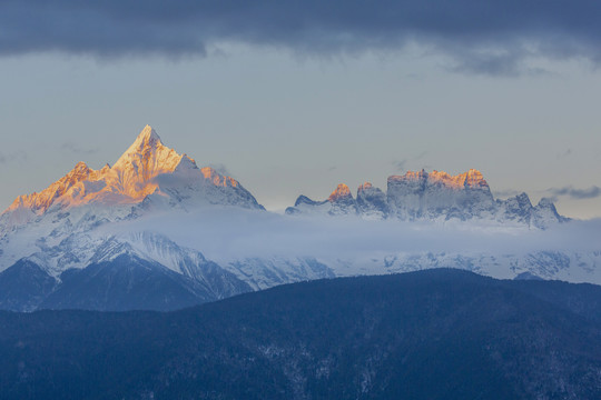 云南迪庆梅里雪山风景