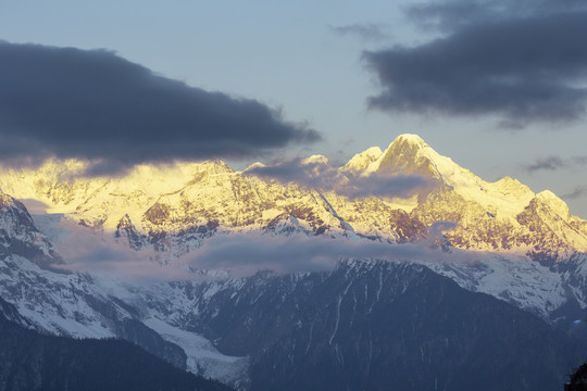 云南迪庆梅里雪山风景