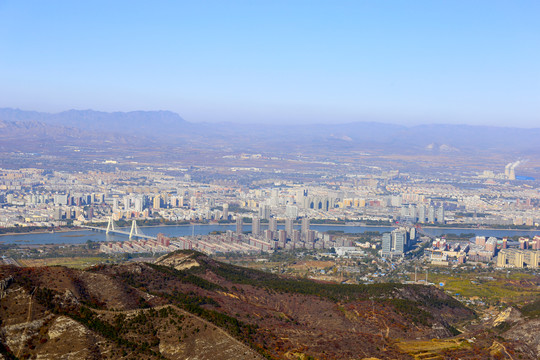 朝阳市城区俯瞰