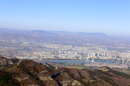 朝阳市城区俯瞰