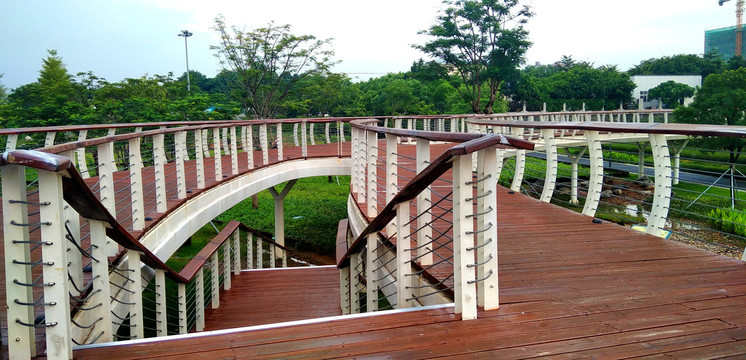 公园桥梁