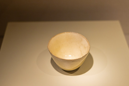 定州博物馆定瓷文物白釉碗