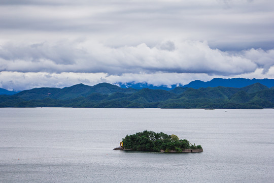 千岛湖湖水