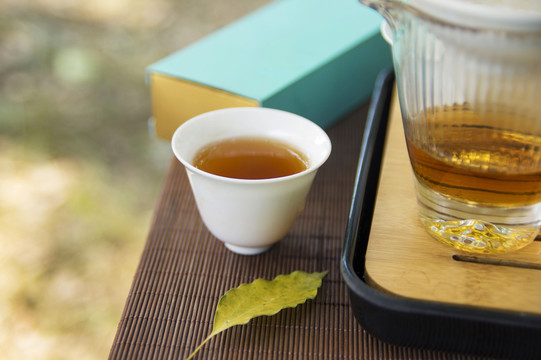 秋天户外品茶