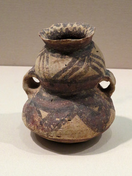 葫芦形彩陶罐