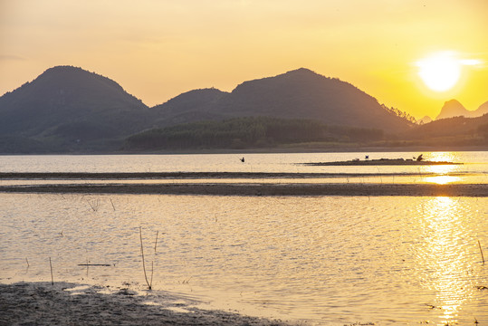 水库湖泊风景