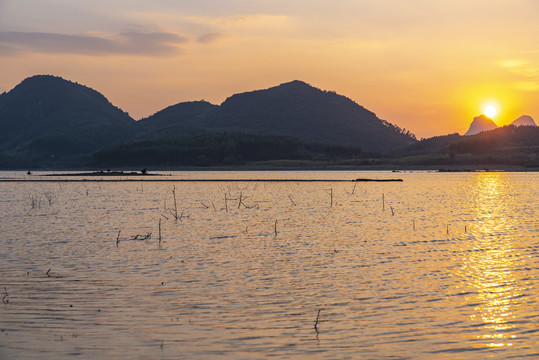 夕阳日落晚霞风景