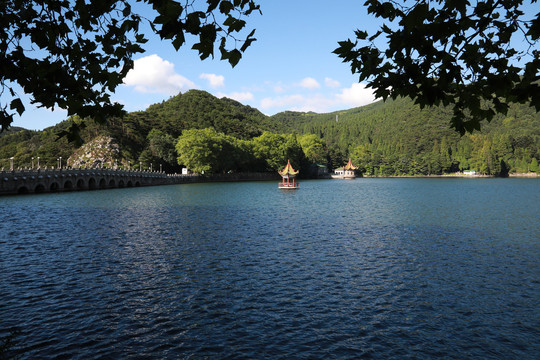 庐山芦林湖风景