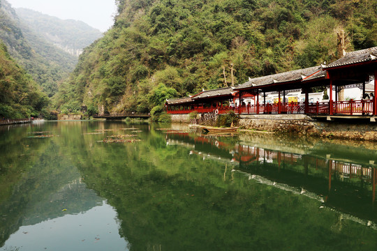 三峡大瀑布