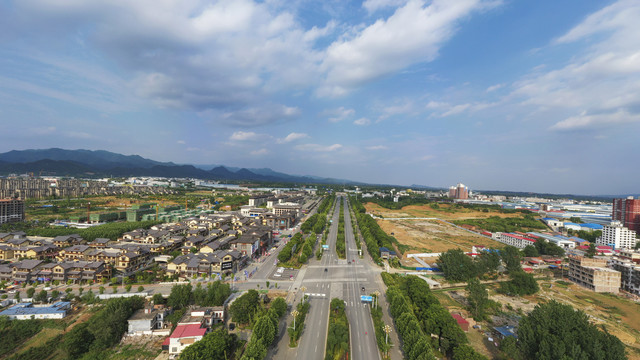 蓝天白云西峡县