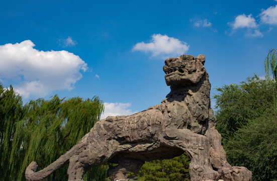 狮虎山雕像