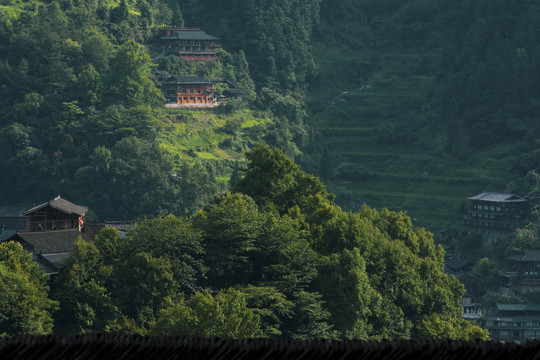 山间村落苗寨