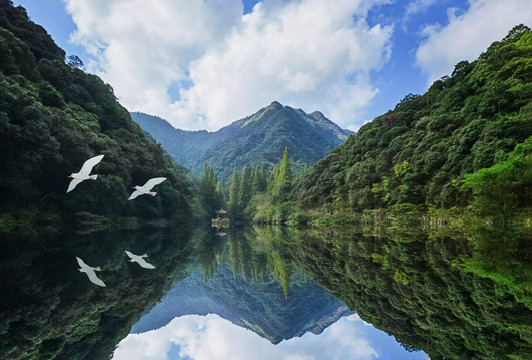 山区早晨