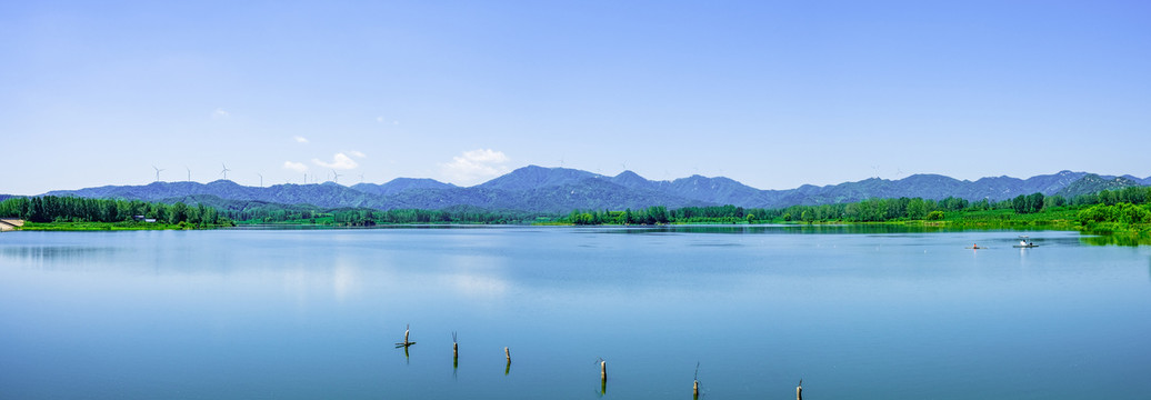 湖和山