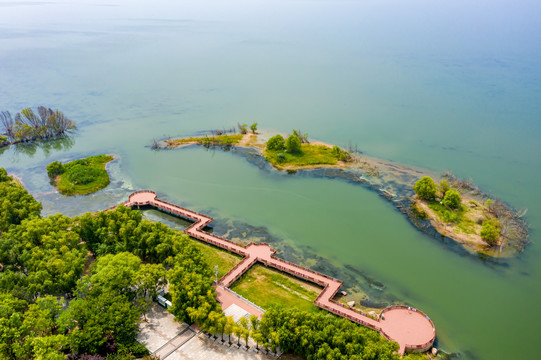 航拍河南平顶山白龟湖湿地公园