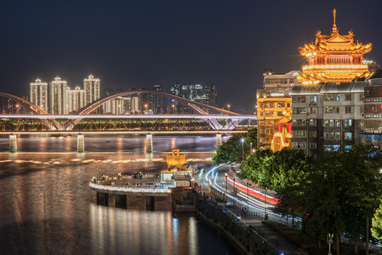 柳州西来寺夜景