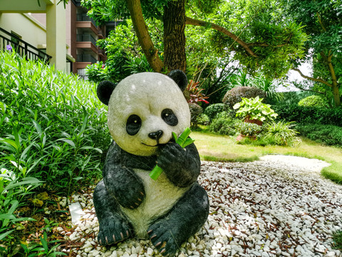 松宇时代城熊猫雕塑