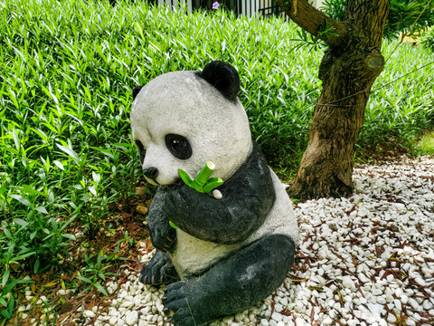 松宇时代城熊猫雕塑