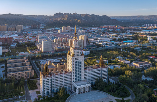 航拍内蒙古工业大学