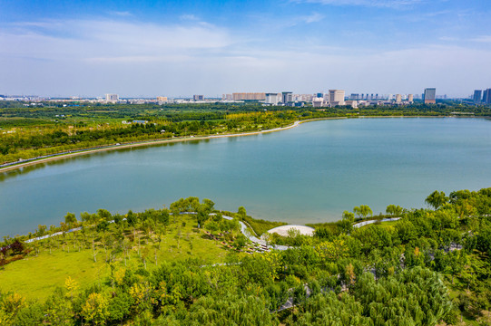 航拍河南郑州象湖生态湿地公园