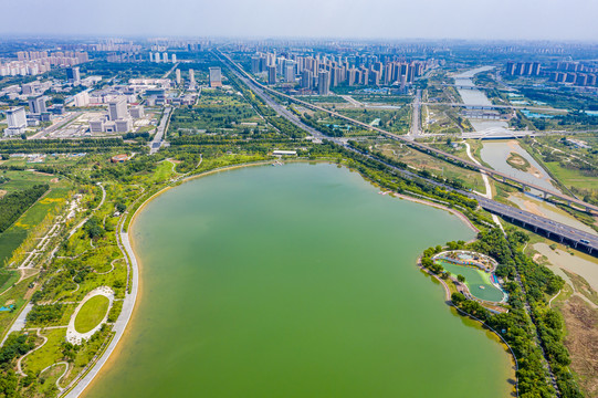航拍河南郑州象湖生态湿地公园