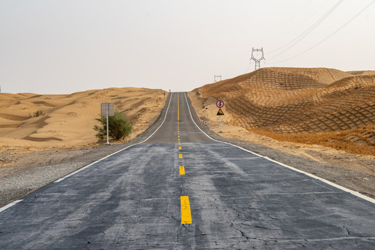 塔里木沙漠公路