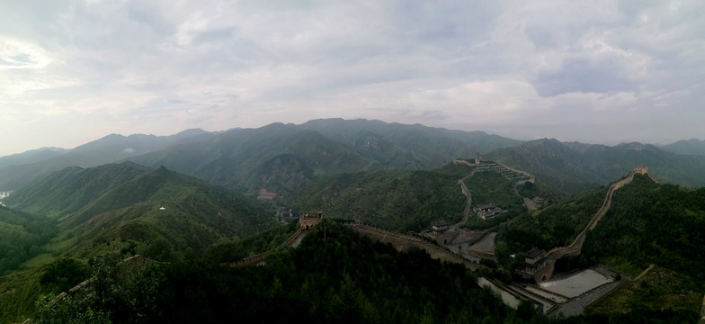 雁门关全景