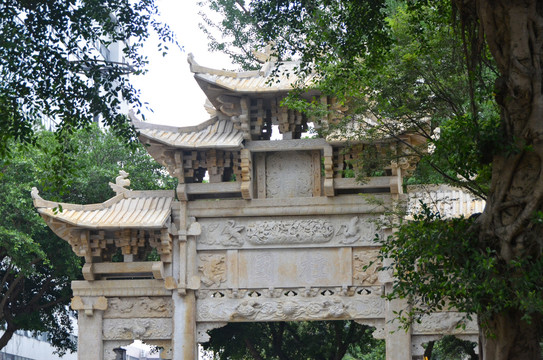 温州老城区石牌坊