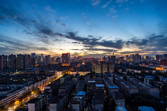 成都成华区电视塔夜景