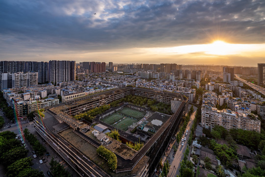 成都西村日落夕阳