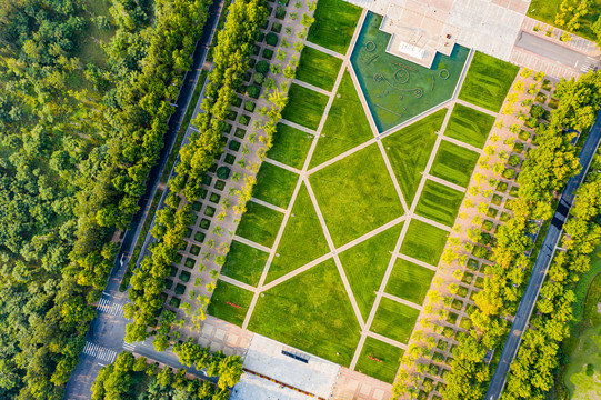 航拍郑州大学主校区五星广场