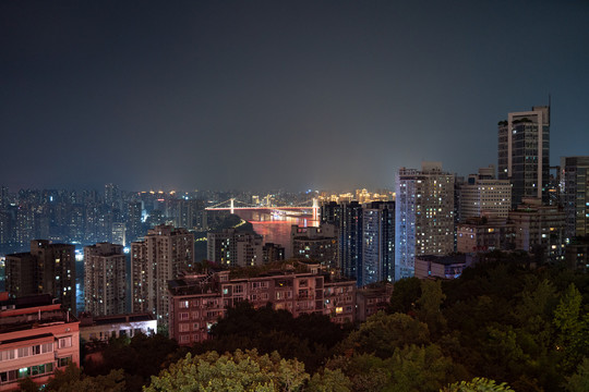 重庆鹅岭公园眺望重庆夜景