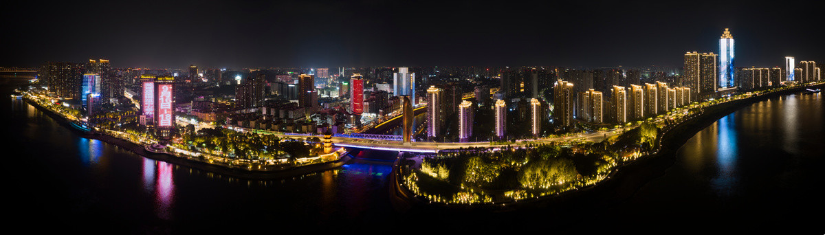 航拍安徽省芜湖市夜景全景接片