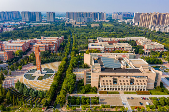 航拍郑州大学主校区钟楼图书馆