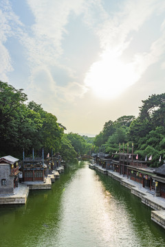 北京皇家园林颐和园苏州河风光