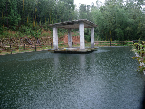 山林消防池