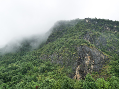 云中山景